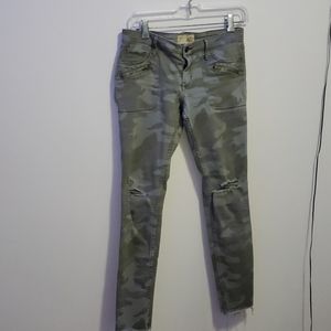 Hollister ankle cropped super skinny jeans